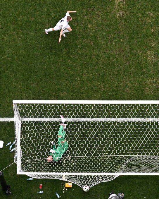 KY开云官网体育下载-【欧洲杯】约维奇压哨绝平，塞尔维亚1-1斯洛文尼亚