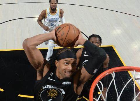 KY开云官网-三分投射低迷 勇士传切被湖人锁死主场憾负