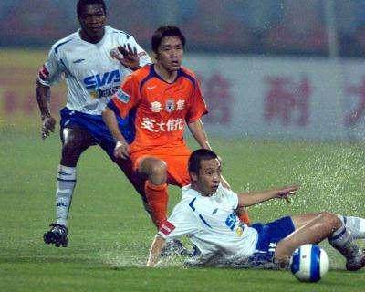 KY开云官网体育下载-泰山VS海港！新版鲁沪争霸或成未来中超主旋律