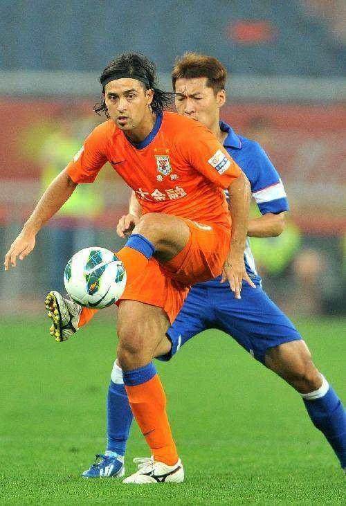 KY开云官网体育下载-泰山VS海港！新版鲁沪争霸或成未来中超主旋律