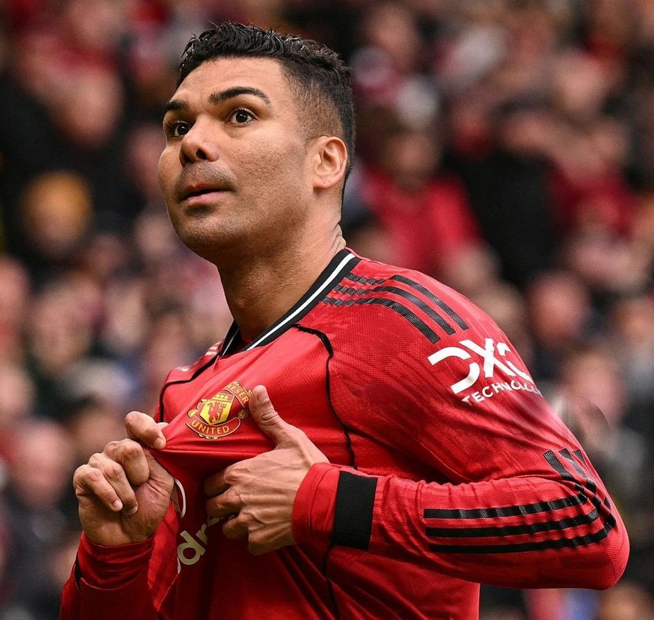 KY开云官网-足坛一夜动态!曼联复仇维拉,巴萨造5-2惨案,AC米兰吞赛季第3败